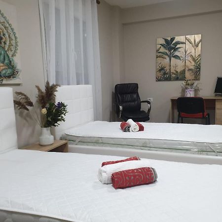 Lovely Apartment On Tirana City Center Τίρανα Εξωτερικό φωτογραφία